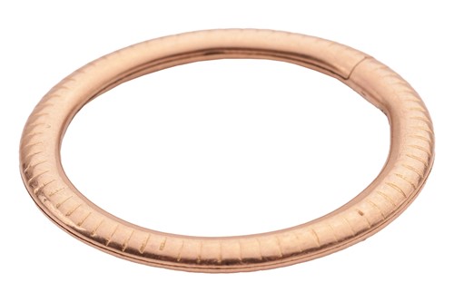 Lot 8 - A split ring; the rose band with reeded detail,...