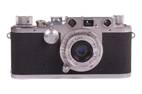 Lot 160 - A Lecia IIIc camera body, circa 1950, in a...