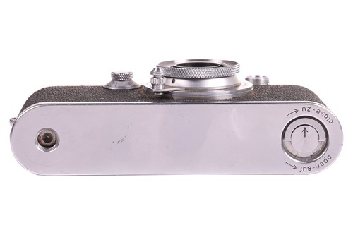Lot 160 - A Lecia IIIc camera body, circa 1950, in a...