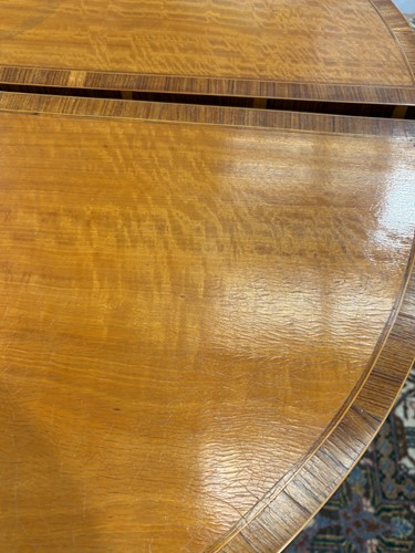 Lot 67 - A pair of Edwardian figured satinwood fold...