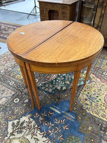 Lot 67 - A pair of Edwardian figured satinwood fold...
