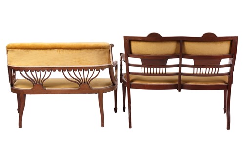 Lot 72 - A good Regency style carved wood and gilt...