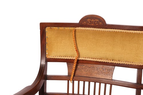 Lot 72 - A good Regency style carved wood and gilt...