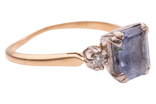 Lot 119 - A sapphire and diamond-set three-stone ring,...