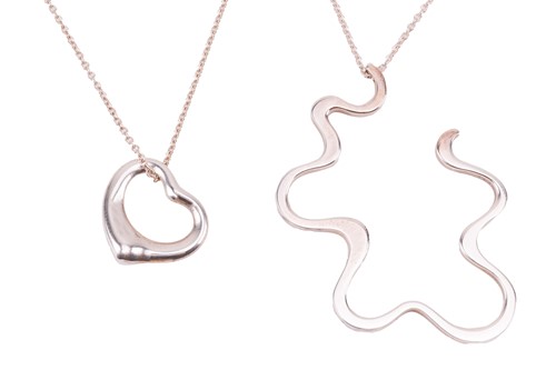 Lot 149 - Tiffany & Co. - a pendant necklace by Frank...