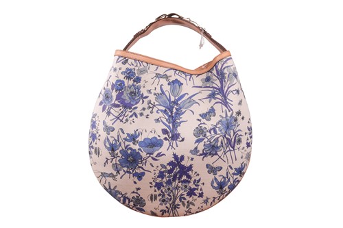 Lot 172 - Gucci - a Flora hobo bag in blue and white...
