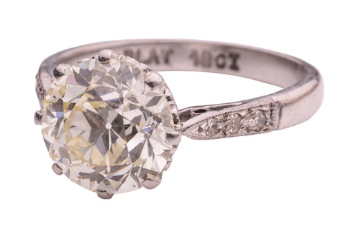 Lot 103 - A diamond solitaire ring; comprising a...