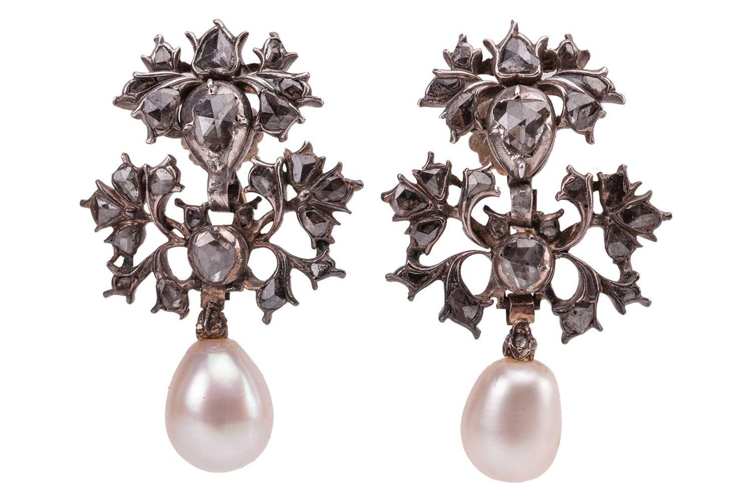 Lot 100 - A pair of George II diamond and pearl drop...