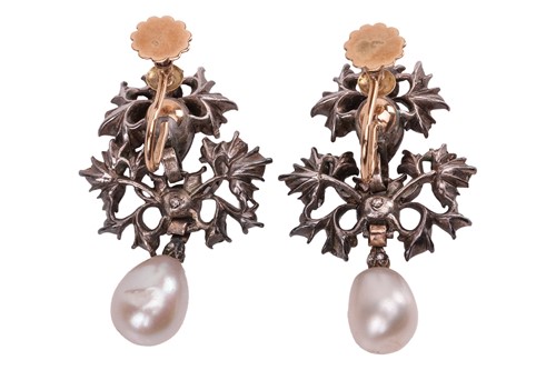 Lot 100 - A pair of George II diamond and pearl drop...
