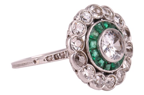 Lot 240 - An Art Deco diamond and emerald target ring,...