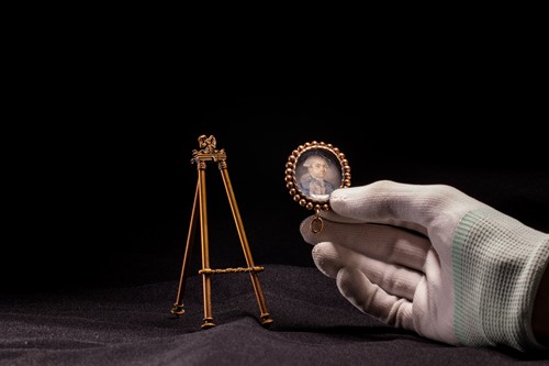 Lot 113 - Franz Ludwig Close (German 1753-1822) Portrait...