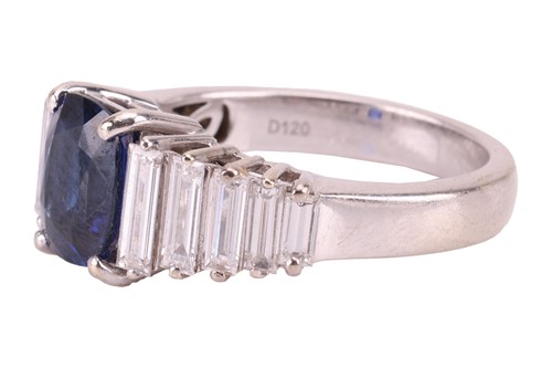 Lot 105 - A sapphire and diamond ring, comprising a...