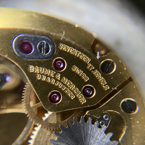 Lot 264 - Baume & Mercier 18ct Gold Wrist Watch...