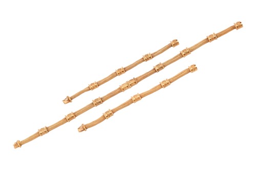 Lot 236 - A Grecian necklace along with a pair of...