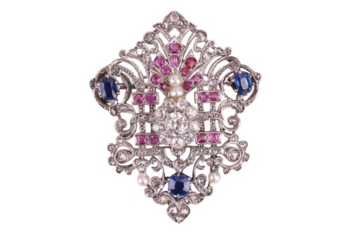 Lot 38 - An early 20th-century gem-set brooch, the...