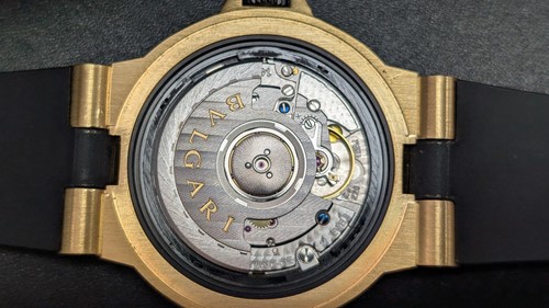 Lot 300 - Bulgari Diagono 18ct Gold & Titanium Wrist...