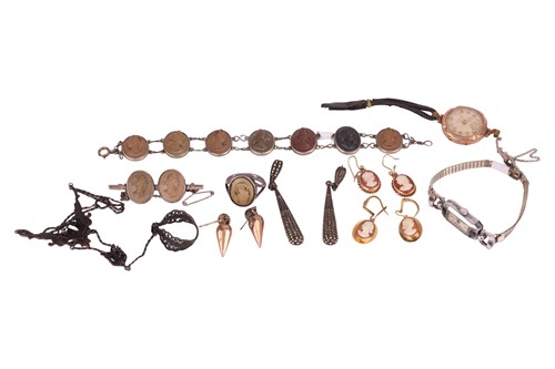 Lot 49 - A group lot of cameo jewellery and others to...