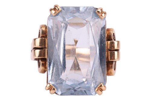 Lot 24 - A synthetic spinel dress ring, claw-set with...