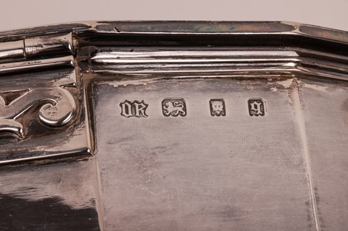 Lot Omar Ramsden (1873-1939): a large silver...