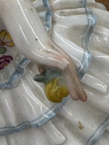 Lot 16 - Meissen: Chiarina from the Ballets Russes in...