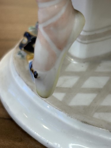 Lot 16 - Meissen: Chiarina from the Ballets Russes in...