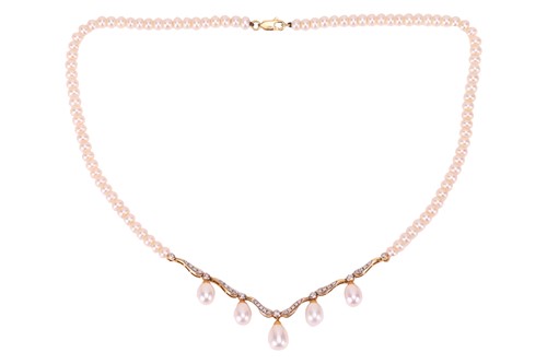 Lot 34 - A cultured pearl and diamond fringe necklace,...