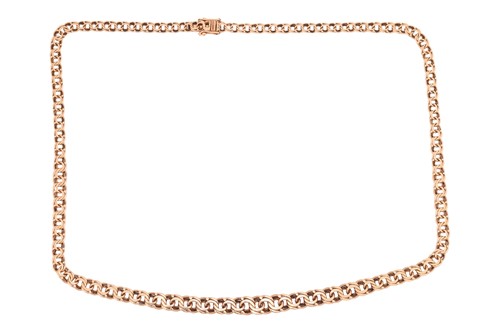 Lot A fancy link chain, comprising a series of...