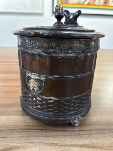 Lot 115 - A rare mid-17th-century engine-turned lignum...