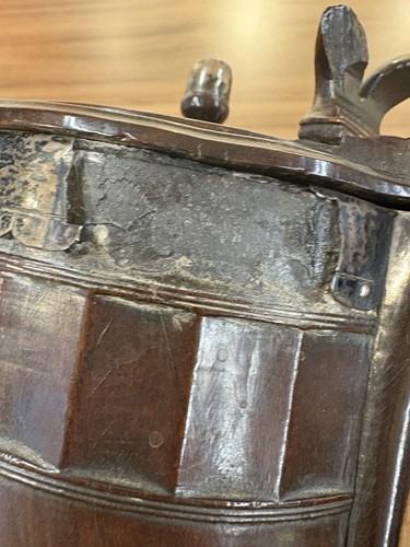 Lot 115 - A rare mid-17th-century engine-turned lignum...