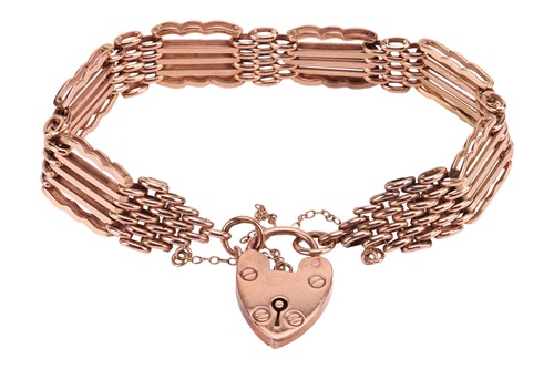 Lot A Victorian gate link bracelet, comprising...