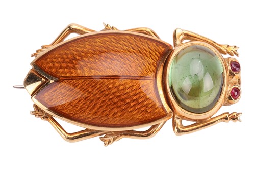 Lot A gem-set enamel scarab brooch in 18ct gold,...