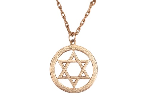 Lot A Star of David pendant on chain, the pendant...