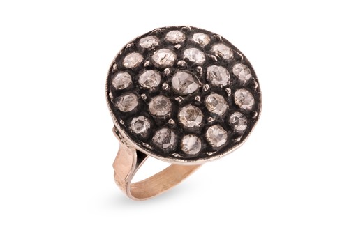 Lot 173 - A rose-cut diamond cluster ring, the slightly...