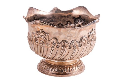 Lot 388 - An early 20th-century circular silver punch...