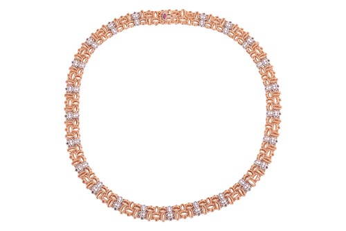 Lot 252 - Roberto Coin - a diamond-set 'New Barocco'...