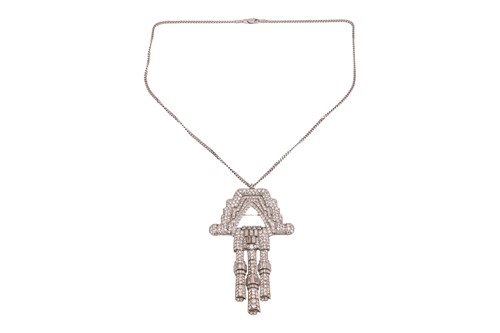 Lot 338 - A large Art Deco diamond brooch pendant on...