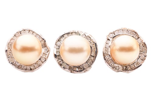 Lot A cultured golden South Sea pearl and diamond...