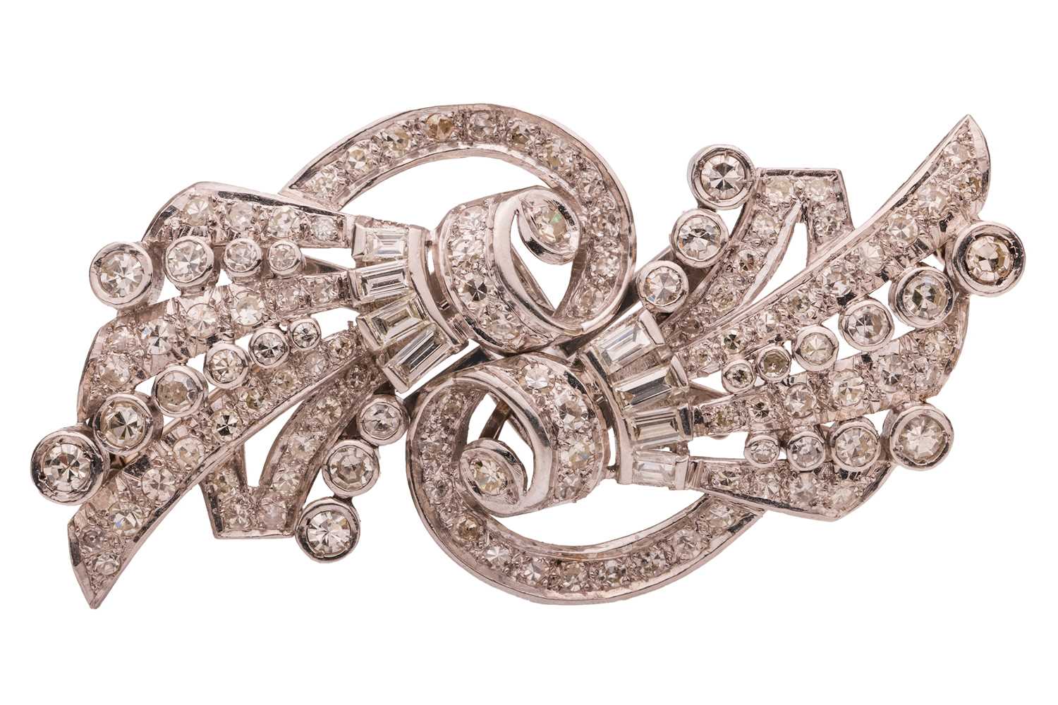 Lot 50 - An Art Deco diamond duette double clip brooch,...
