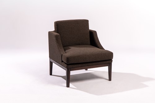 Lot A 'Burberry Loungechair', made by Benchmark...