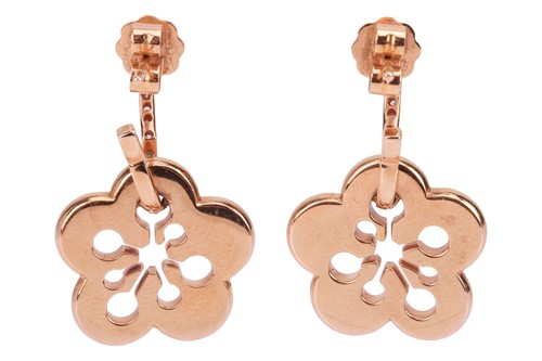 Lot Boodles - a pair of "Blossom" drop earrings in...