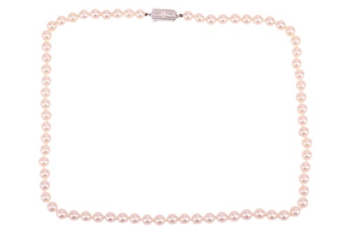 Lot Mikimoto - a cultured pearl necklace,...