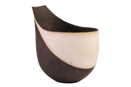 Lot John Ward (1938-2003), a stoneware tailed vase,...
