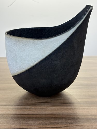 Lot 2 - John Ward (1938-2003), a stoneware tailed vase,...