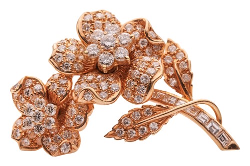 Lot A diamond-set en tremblant spray brooch, with...