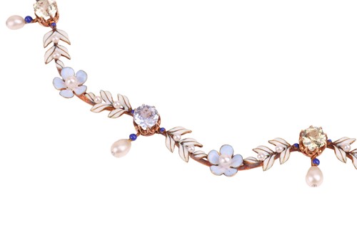 Lot 49 - An Art Nouveau floral fringe necklace set with...