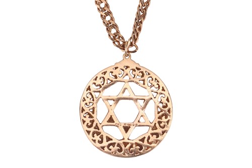 Lot 5 - A 9ct gold Star of David pendant on chain, the...