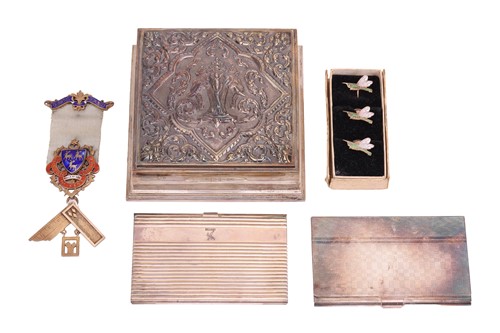 Lot 105 - A collection of silver and white metal items...