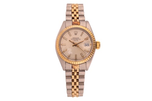 Lot 392 - Rolex Lady-Datejust Reference: 6917 (case back...