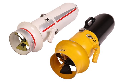 Lot James Bond - Never Say Never Again (1983): two...