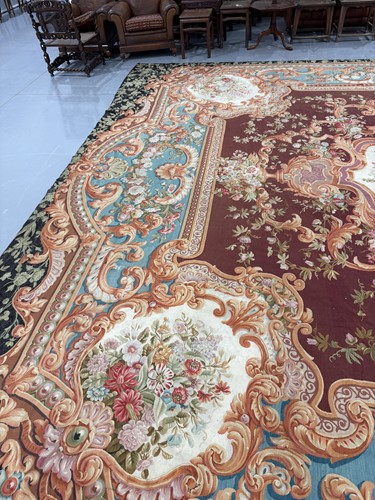 Lot 226 - A large and impressive Aubusson-style tapestry...